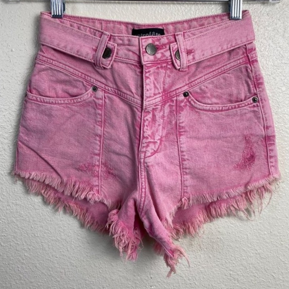 Retrofête Tessa Vintage Pink Distressed Raw Hem Festival Jean Short 26 High Rise - Picture 5 of 16